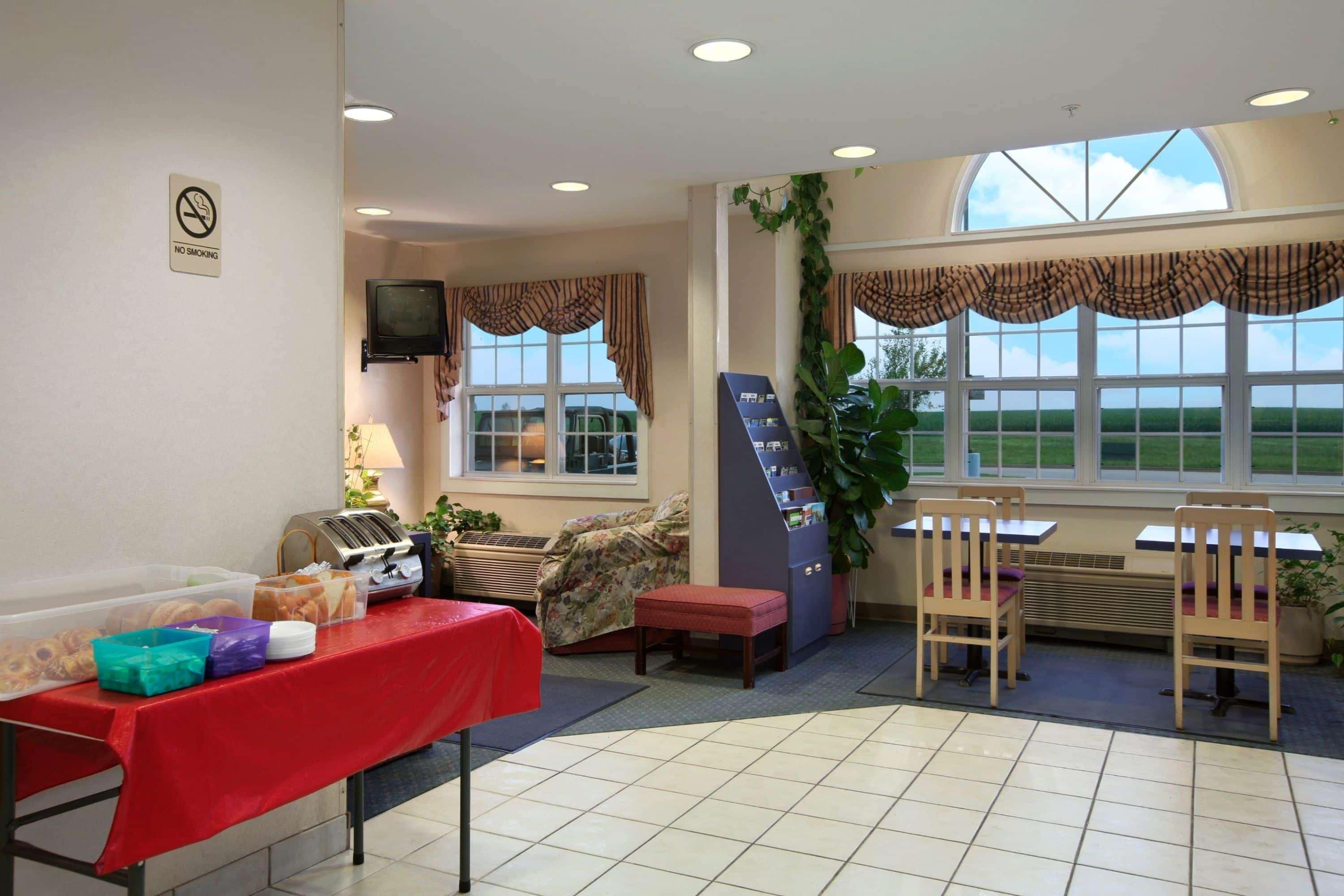 Microtel Inn By Wyndham Champaign Exterior foto
